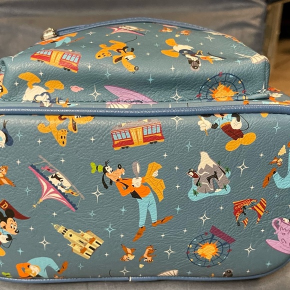 Loungefly Mickey & Friends Mini Backpack Brand New Without Tags - Picture 4 of 6